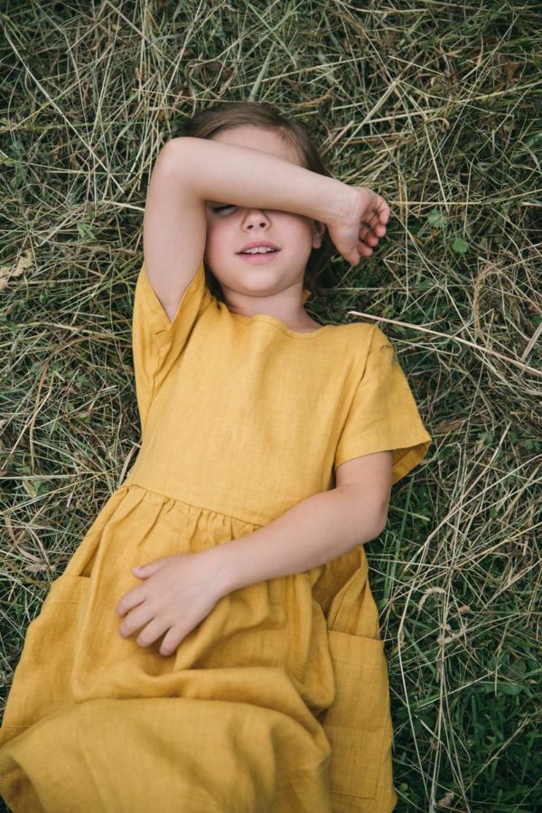 Robe en lin enfant manches courtes "Eden" - Matona – Image 6