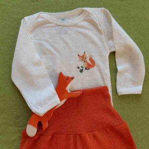 renard-goki-jouet-bois_body-bebe-lin-normandie_pantalon-laine-soie-cosilana