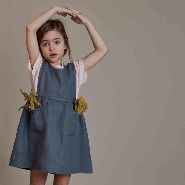 Nora-pinafore-robe-tablier-lin-bebe-enfant-matona