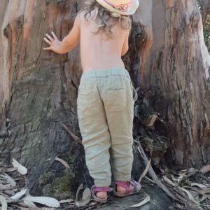 https://lemoutonalunettes.fr/produit/lio-pantalon-en-lin-enfant-matona/