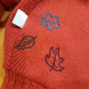 réparation tricot Disana laine trou pour location