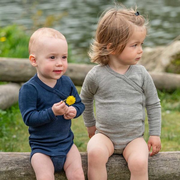 body croisé engel natur en laine mérinos et soie pour bébé - laine et soie bio le mouton à lunettes